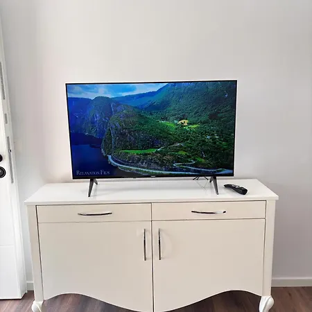 Garden Apartmán Tirana